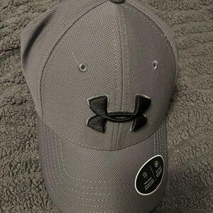 Under Armour hat